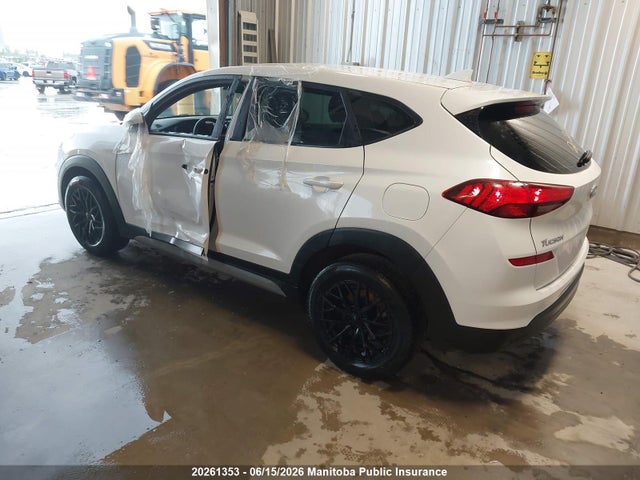 2020 Hyundai Tucson Essential მანქანა იყიდება აუქციონზე, vin: KM8J23A40LU159305, აუქციონის ნომერი: 20261353