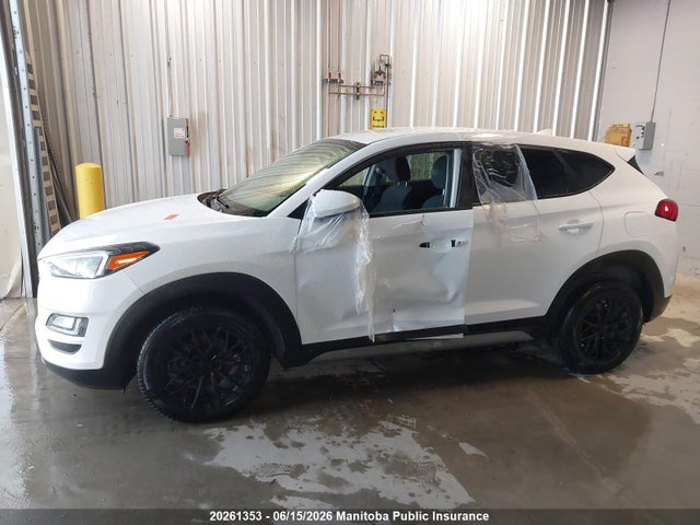 2020 Hyundai Tucson Essential მანქანა იყიდება აუქციონზე, vin: KM8J23A40LU159305, აუქციონის ნომერი: 20261353