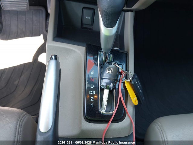 20261361 :رقم المزاد ، 2HGFB2F71DH035332 vin ، 2013 Honda Civic Touring مزاد بيع
