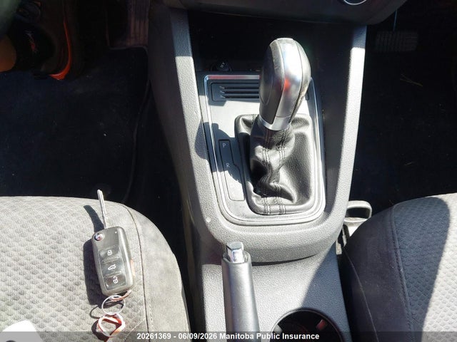 20261369 :رقم المزاد ، 3VWD67AJ4GM342037 vin ، 2016 Volkswagen Jetta 1.4 Tsi مزاد بيع