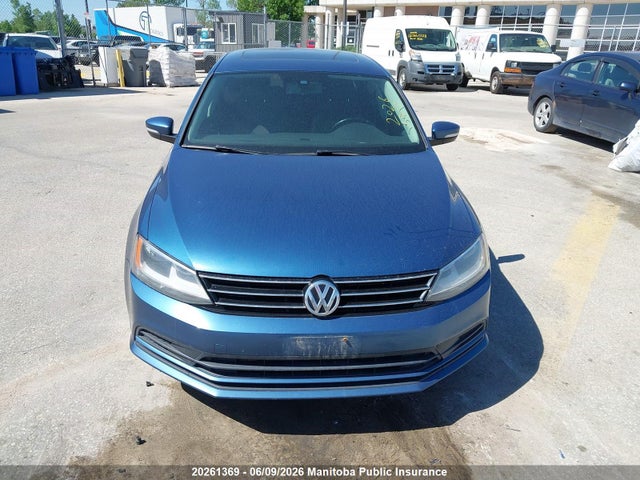 20261369 :رقم المزاد ، 3VWD67AJ4GM342037 vin ، 2016 Volkswagen Jetta 1.4 Tsi مزاد بيع