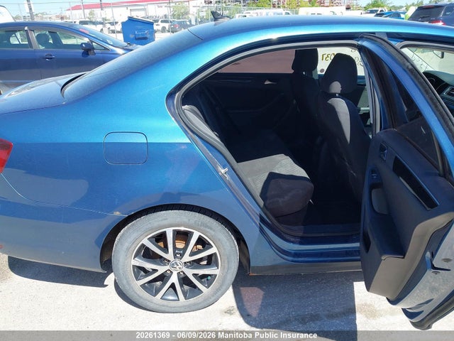 20261369 :رقم المزاد ، 3VWD67AJ4GM342037 vin ، 2016 Volkswagen Jetta 1.4 Tsi مزاد بيع