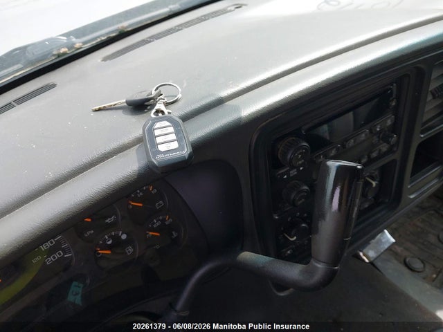 2004 Chevrolet Avalanche 1500 მანქანა იყიდება აუქციონზე, vin: 3GNEK12T44G260293, აუქციონის ნომერი: 20261379