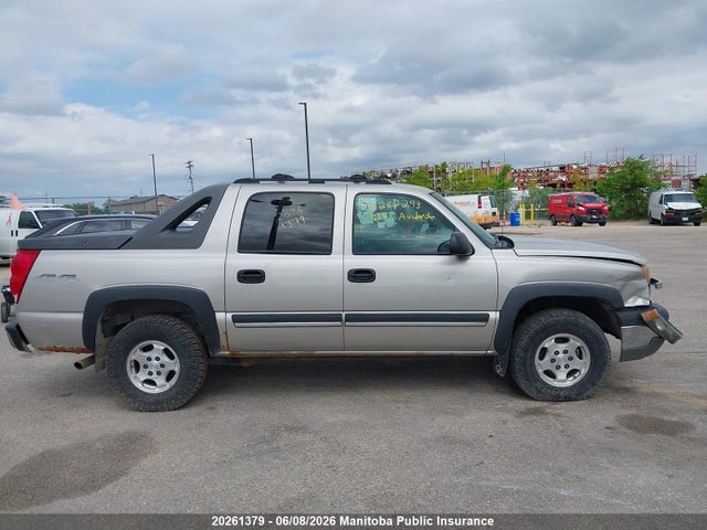 2004 Chevrolet Avalanche 1500 მანქანა იყიდება აუქციონზე, vin: 3GNEK12T44G260293, აუქციონის ნომერი: 20261379