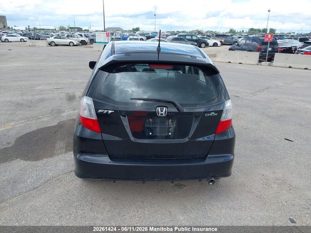 20261424 :رقم المزاد ، JHMGE8G85AC803928 vin ، 2010 Honda Fit Sport مزاد بيع