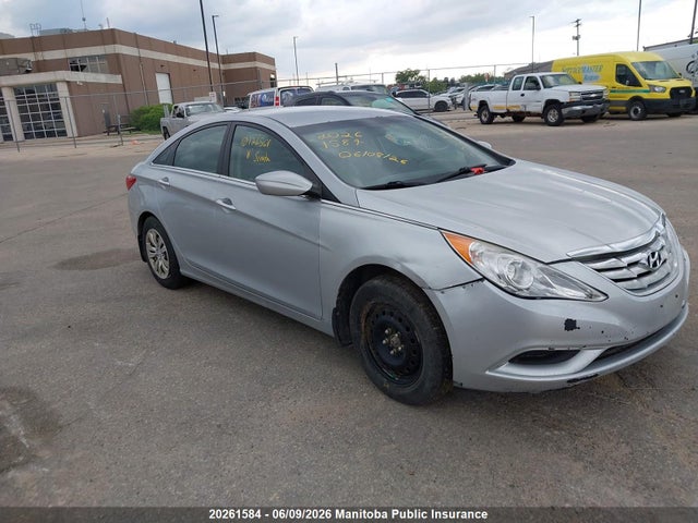 20261584 :رقم المزاد ، 5NPEB4AC5BH126568 vin ، 2011 Hyundai Sonata Gl مزاد بيع