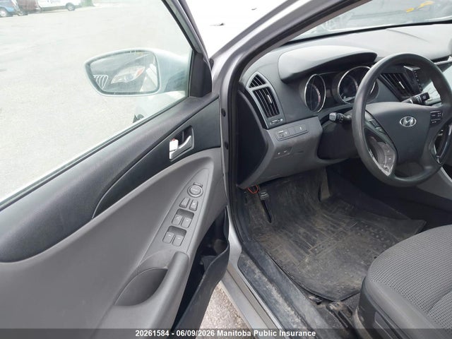 20261584 :رقم المزاد ، 5NPEB4AC5BH126568 vin ، 2011 Hyundai Sonata Gl مزاد بيع