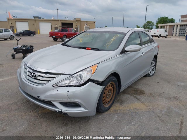 20261584 :رقم المزاد ، 5NPEB4AC5BH126568 vin ، 2011 Hyundai Sonata Gl مزاد بيع
