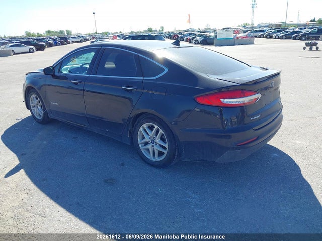 Продажа на аукционе авто 2019 Ford Fusion Titanium Hybrid, vin: 3FA6P0RU4KR227146, номер лота: 20261612