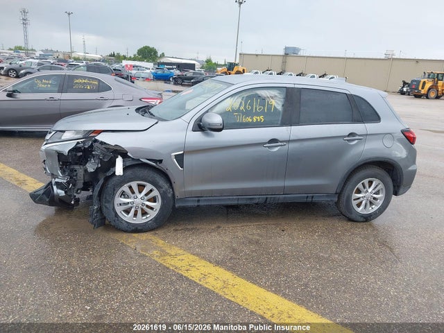 JA4AJVAW5PU606845 Mitsubishi RVR SE