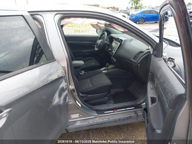 JA4AJVAW5PU606845 Mitsubishi RVR SE
