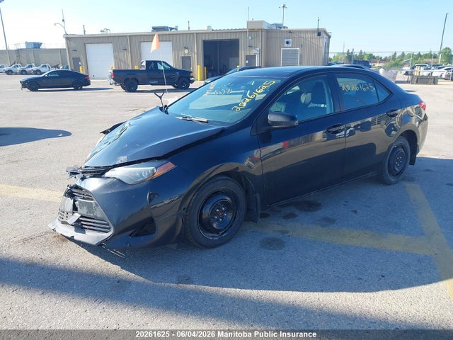 2018 Toyota Corolla Le მანქანა იყიდება აუქციონზე, vin: 2T1BURHE9JC105743, აუქციონის ნომერი: 20261625