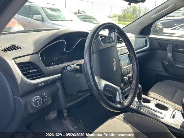 20261629 :رقم المزاد ، 1GNKVGKD4FJ180869 vin ، 2015 Chevrolet Traverse Lt مزاد بيع