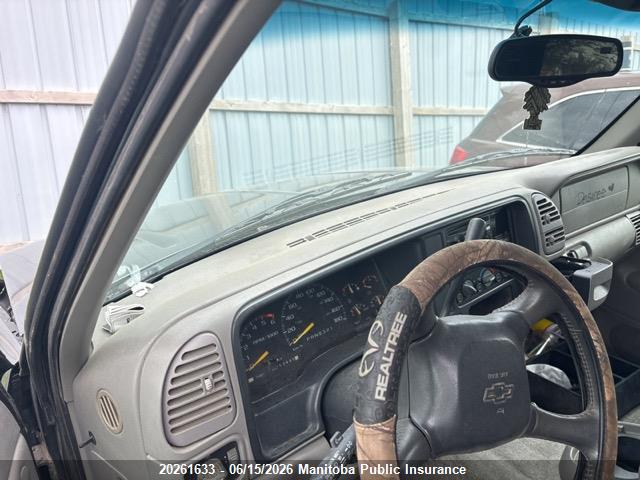 1999 Chevrolet 3500 მანქანა იყიდება აუქციონზე, vin: 1GNEK13R0XJ493142, აუქციონის ნომერი: 20261633