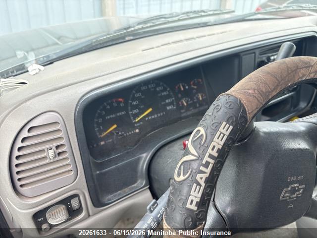 1999 Chevrolet 3500 მანქანა იყიდება აუქციონზე, vin: 1GNEK13R0XJ493142, აუქციონის ნომერი: 20261633