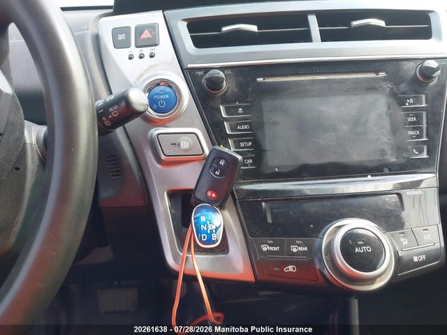 Toyota PRIUS V 2016 JTDZN3EU8GJ053958 Image 11