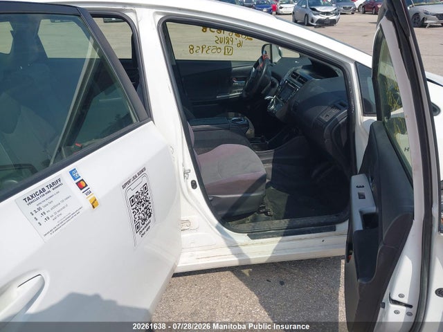Toyota PRIUS V 2016 JTDZN3EU8GJ053958 Image 5
