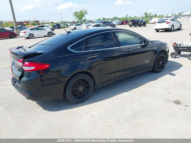 Продаж на аукціоні авто 2017 Ford Fusion Platinum Energi, vin: 3FA6P0SUXHR135140, номер лоту: 20261724