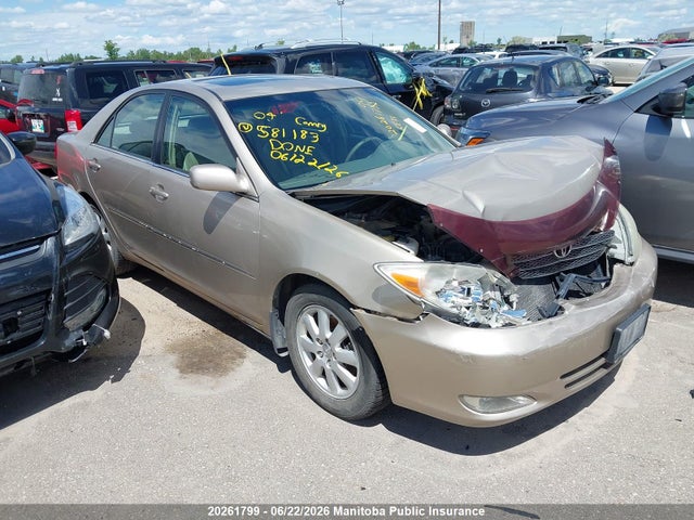 2004 Toyota Camry Xle V6 მანქანა იყიდება აუქციონზე, vin: 4T1BF30K44U581183, აუქციონის ნომერი: 20261799