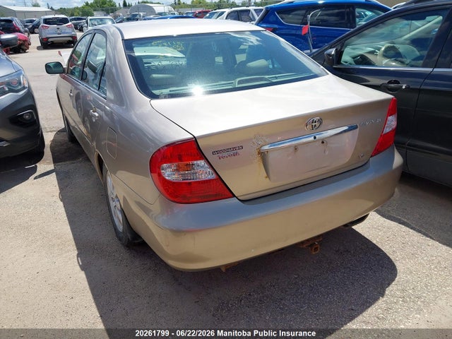 20261799 :رقم المزاد ، 4T1BF30K44U581183 vin ، 2004 Toyota Camry Xle V6 مزاد بيع