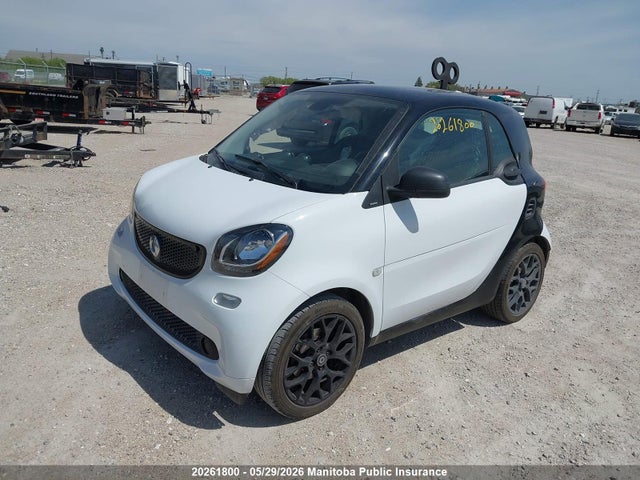 Aukcja sprzedaży 2017 Smart Fortwo Passion, vin: WMEFJ5DA9HK169099, numer aukcji: 20261800
