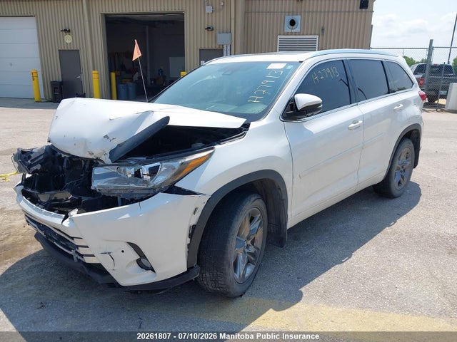 Продажа на аукционе авто 2017 Toyota Highlander Limited V6, vin: 5TDDZRFH7HS368676, номер лота: 20261807
