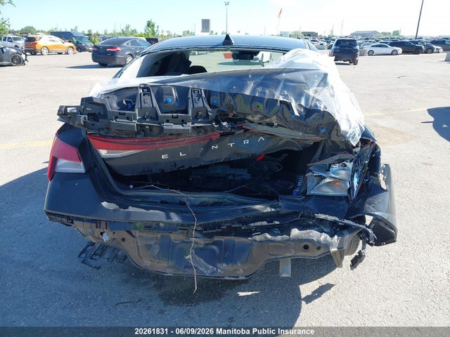 KMHLM4DG4RU738904 Hyundai Elantra Preferred