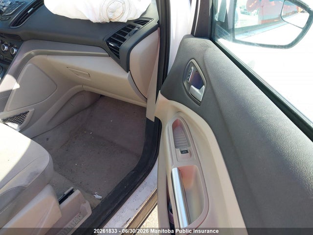 1FMCU9GX8FUC68266 Ford ESCAPE SE