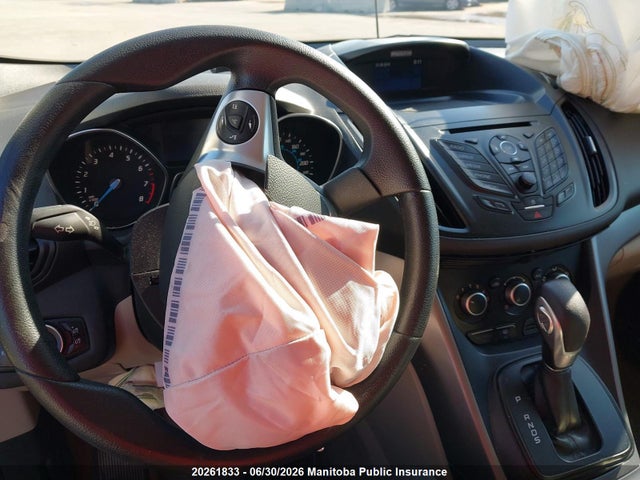 1FMCU9GX8FUC68266 Ford ESCAPE SE