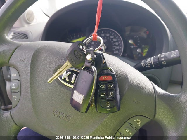 20261839 :رقم المزاد ، KNDMB233686268816 vin ، 2008 Kia Sedona Ex مزاد بيع