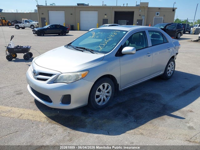 20261889 :رقم المزاد ، 2T1BU4EE3DC056115 vin ، 2013 Toyota Corolla Ce مزاد بيع
