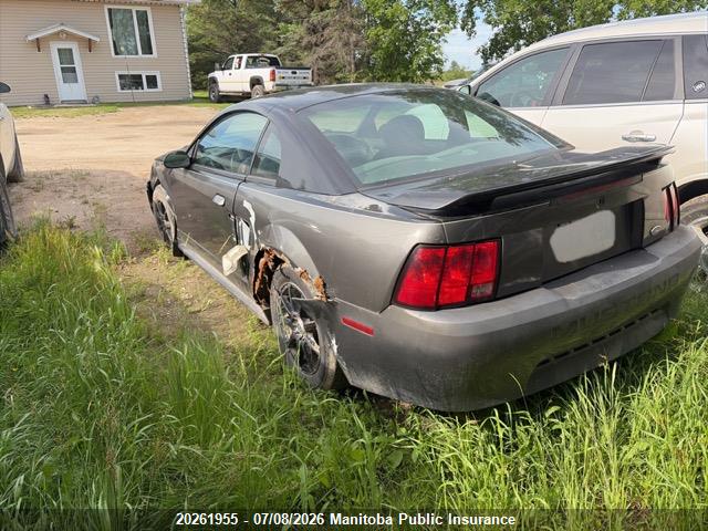 20261955 :رقم المزاد ، 1FAFP404X3F366152 vin ، 2003 Ford Mustang مزاد بيع