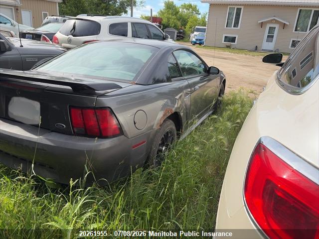 20261955 :رقم المزاد ، 1FAFP404X3F366152 vin ، 2003 Ford Mustang مزاد بيع