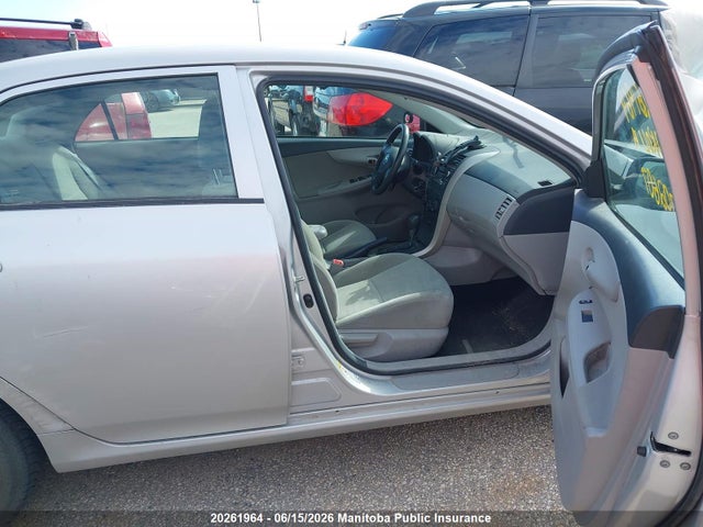 2011 Toyota Corolla Ce მანქანა იყიდება აუქციონზე, vin: 2T1BU4EE5BC702607, აუქციონის ნომერი: 20261964