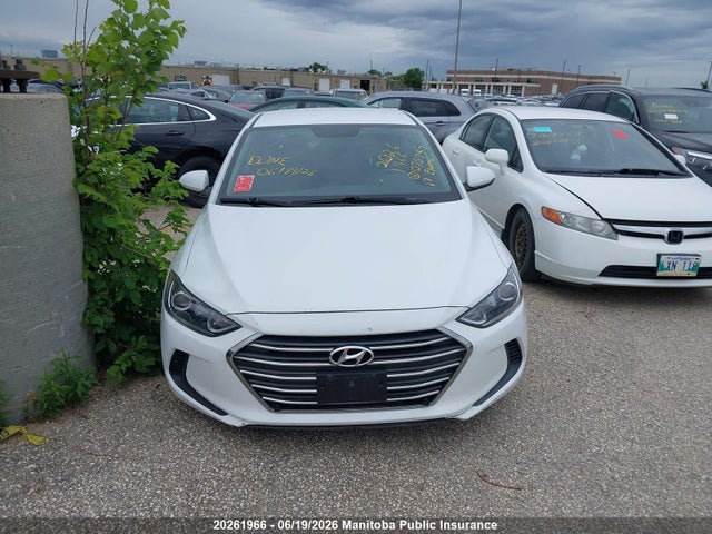 2017 Hyundai Elantra Le მანქანა იყიდება აუქციონზე, vin: 5NPD74LF5HH075747, აუქციონის ნომერი: 20261966