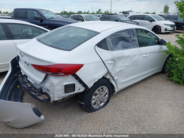 2017 Hyundai Elantra Le მანქანა იყიდება აუქციონზე, vin: 5NPD74LF5HH075747, აუქციონის ნომერი: 20261966