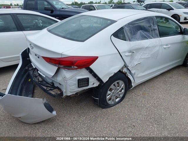 2017 Hyundai Elantra Le მანქანა იყიდება აუქციონზე, vin: 5NPD74LF5HH075747, აუქციონის ნომერი: 20261966