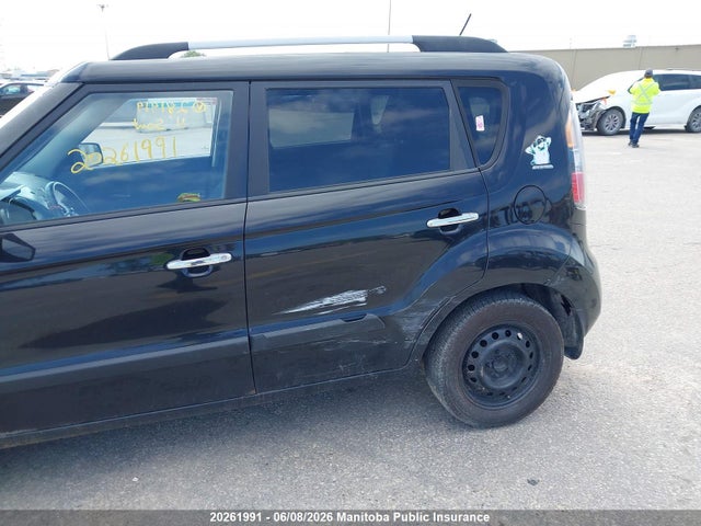 2011 Kia Soul 4u მანქანა იყიდება აუქციონზე, vin: KNDJT2A2XB7281919, აუქციონის ნომერი: 20261991