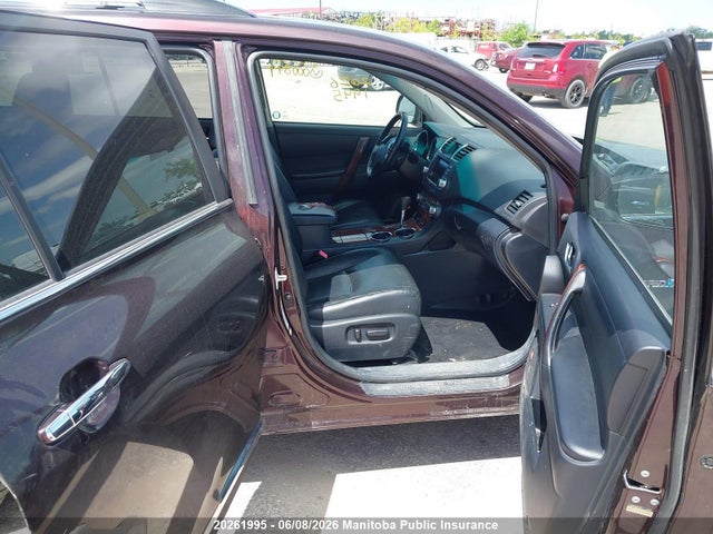 Продажа на аукционе авто 2011 Toyota Highlander Hybrid Limited, vin: JTEDC3EH0B2000849, номер лота: 20261995