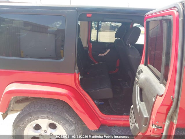 1C4BJWEG2FL684619 Jeep Wrangler Unlimited Sahara