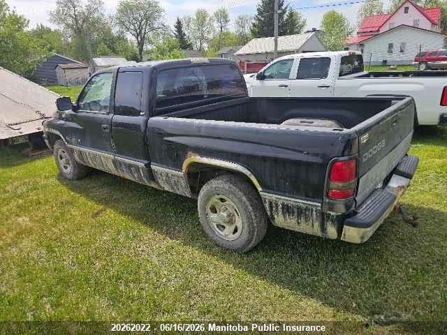 20262022 :رقم المزاد ، 3B7HC13Z4SM147237 vin ، 1995 Dodge Ram 1500 Club Cab مزاد بيع