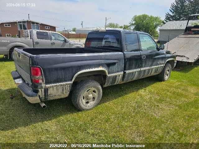 20262022 :رقم المزاد ، 3B7HC13Z4SM147237 vin ، 1995 Dodge Ram 1500 Club Cab مزاد بيع