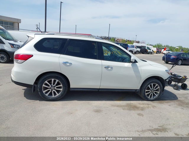 Aukcja sprzedaży 2016 Nissan Pathfinder Sv, vin: 5N1AR2MM6GC608063, numer aukcji: 20262033