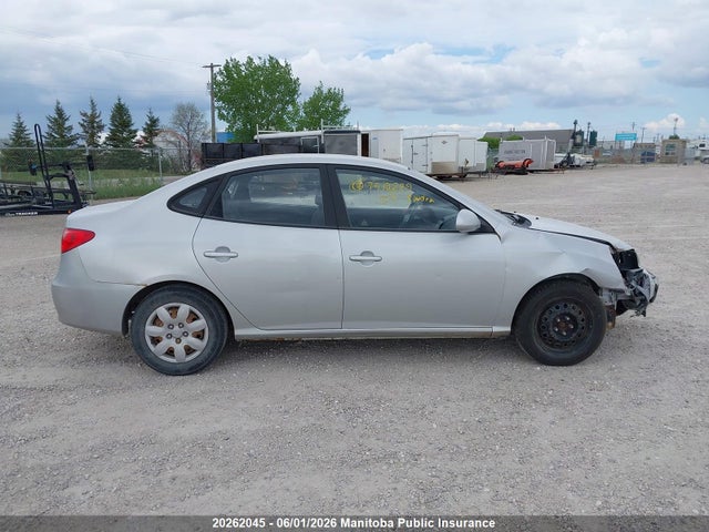20262045 :رقم المزاد ، KMHDU45DX9U790899 vin ، 2009 Hyundai Elantra Gl مزاد بيع