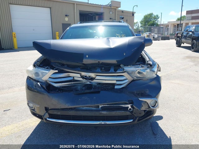 2013 Toyota Highlander V6 მანქანა იყიდება აუქციონზე, vin: 5TDBK3EH4DS271973, აუქციონის ნომერი: 20262078