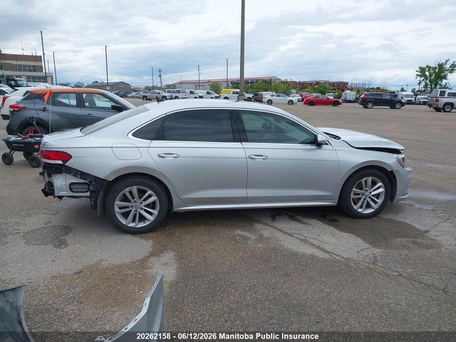 Aukcja sprzedaży 2021 Volkswagen Passat Highline 2.0 Tsi, vin: 1VWBA7A34MC003444, numer aukcji: 20262158