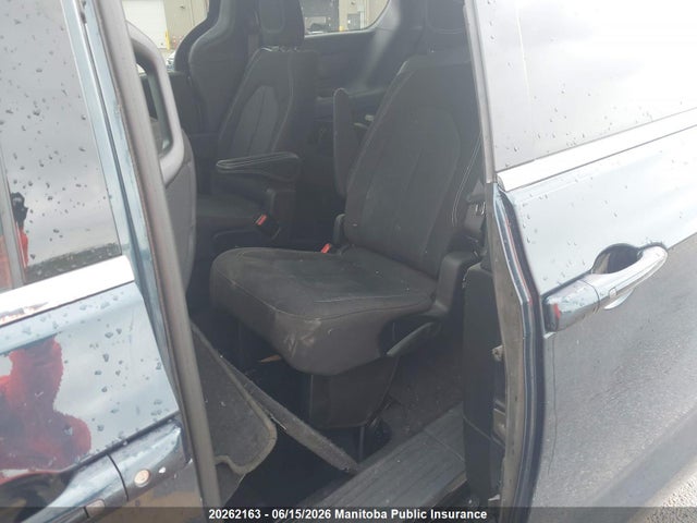 Chrysler Pacifica Touring 2022 2C4RC3FGXNR200255 Image 8