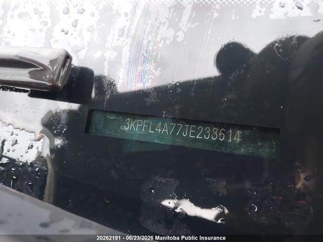KIA FORTE LX 2018 3KPFL4A77JE233614 Image 9