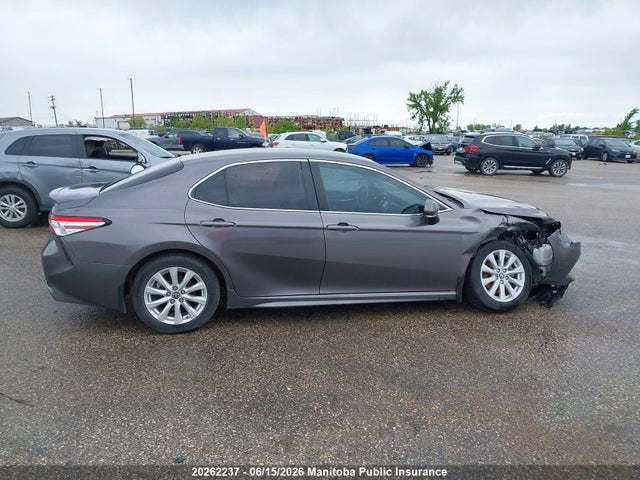 4T1G11AK8LU338885 Toyota CAMRY SE