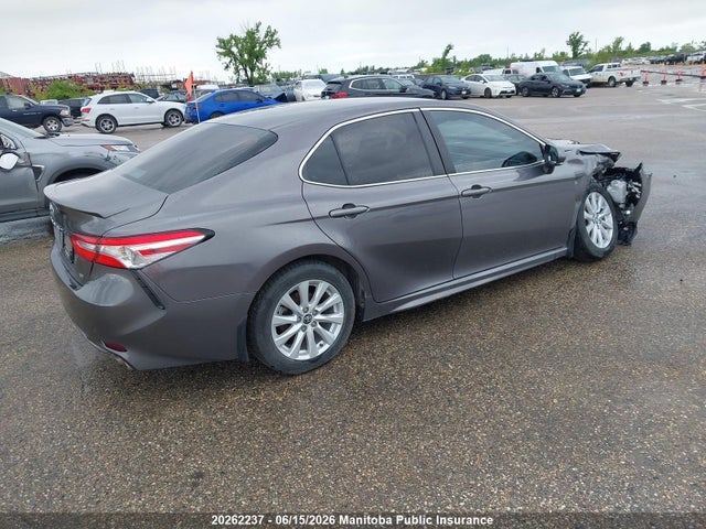 4T1G11AK8LU338885 Toyota CAMRY SE